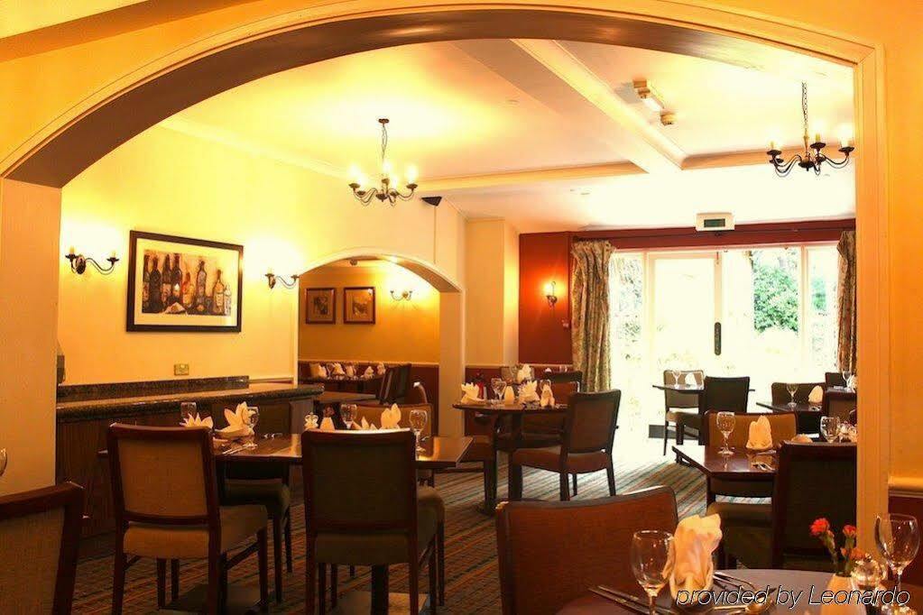 Waterloo Hotel Crowthorne Restaurante foto